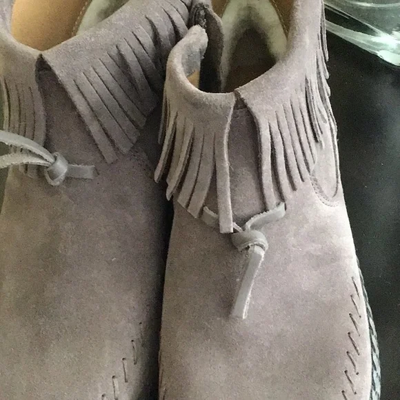 Uggs booties - Picture 6 of 7